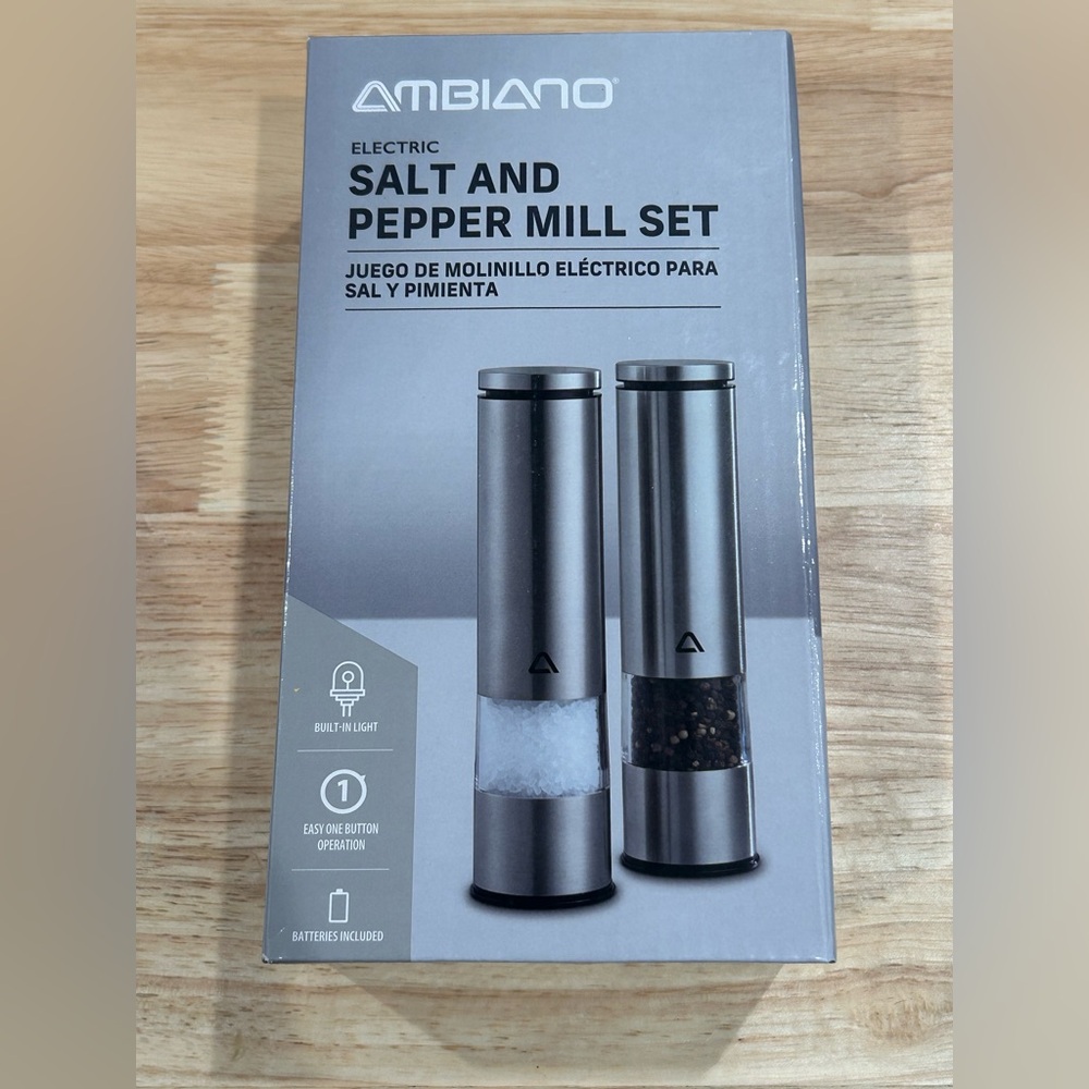 Ambiano Electric Salt and Pepper shakers! NWT